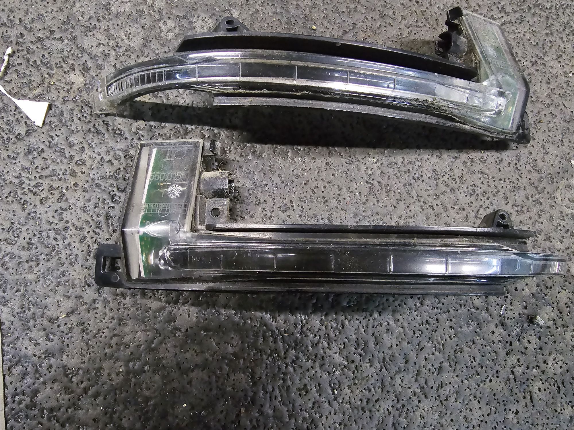 Kierunkowskaz lusterka a3 8p a4 b8 a5 a6 c6 oem