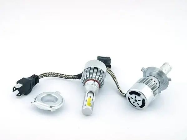 Комплект автомобільних Led ламп C6 H4 2 шт світлодіодні лампи 5538