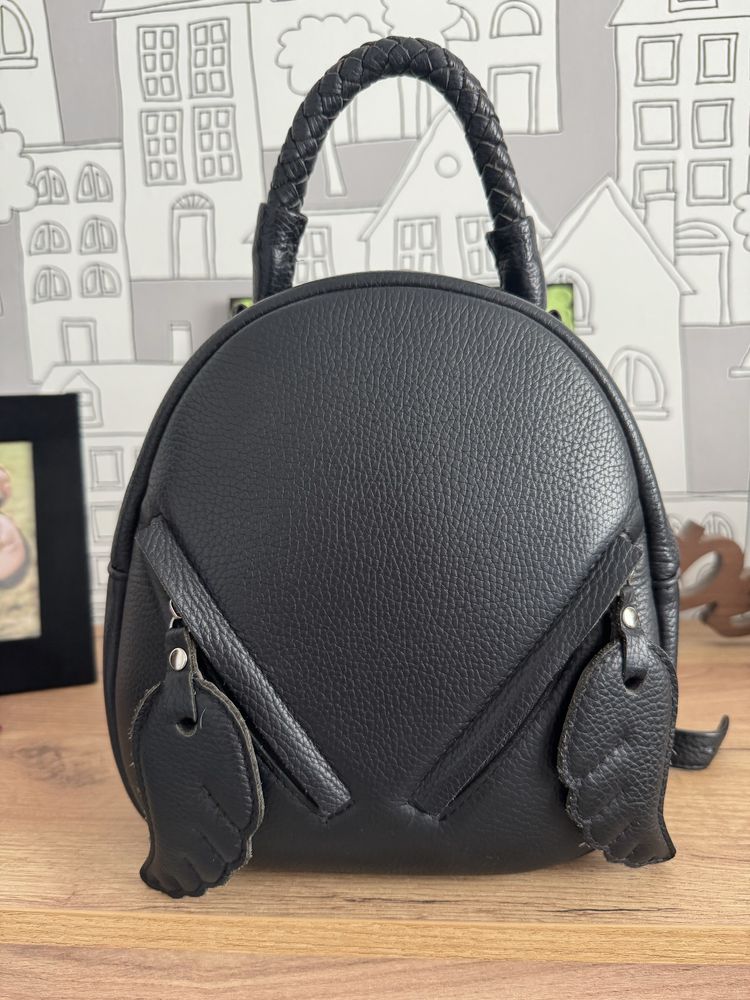 Сумка рюкзак Lovandbag натуральна шкіра гарний стан
