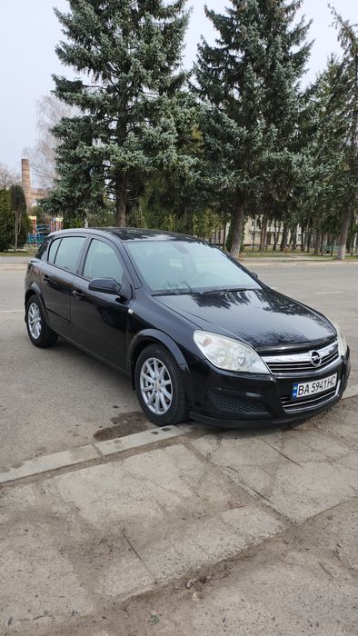 Продам своє авто Opel Astra 1.7 cdti