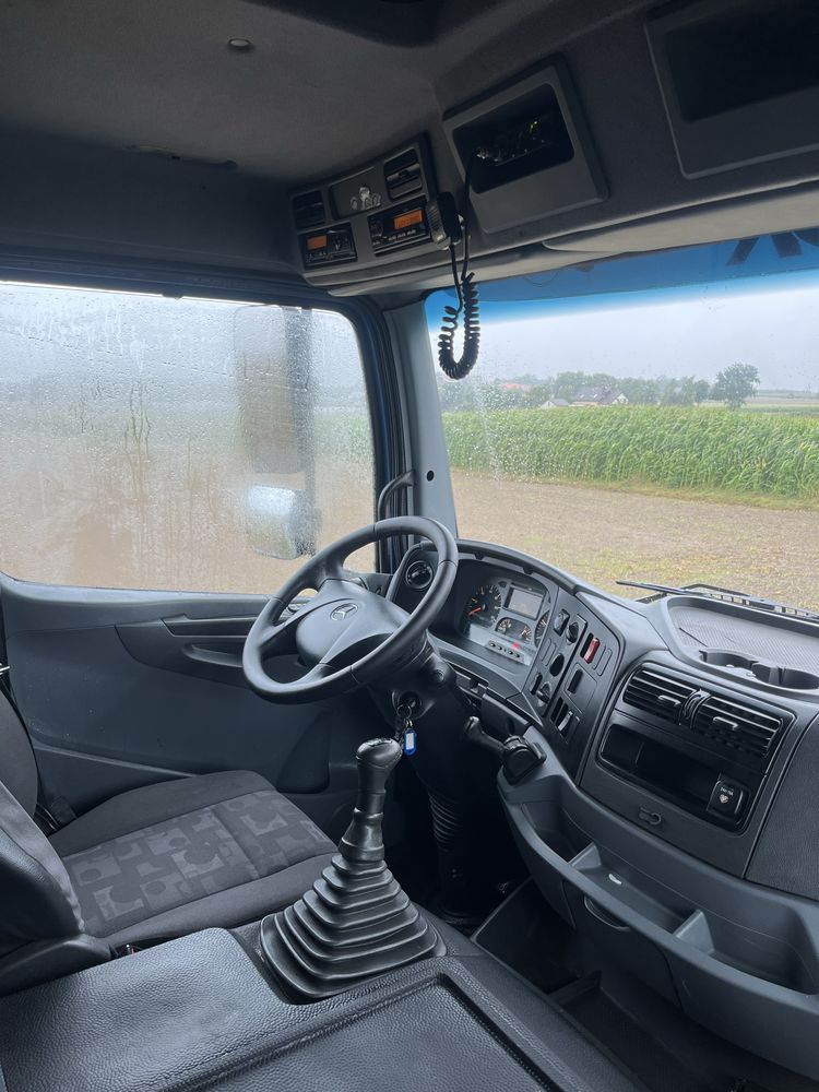 Mercedes Axor !zarejestrowany jako Specialny! 2006r wywrotka 3 strony