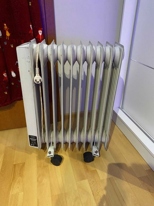 Ogrzewacz radiatorowy wnętrz OR1-800 grzejnik olejowy