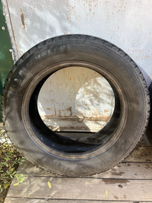 Продам зимнюю резину Michelin X-Ice 195*60 R15