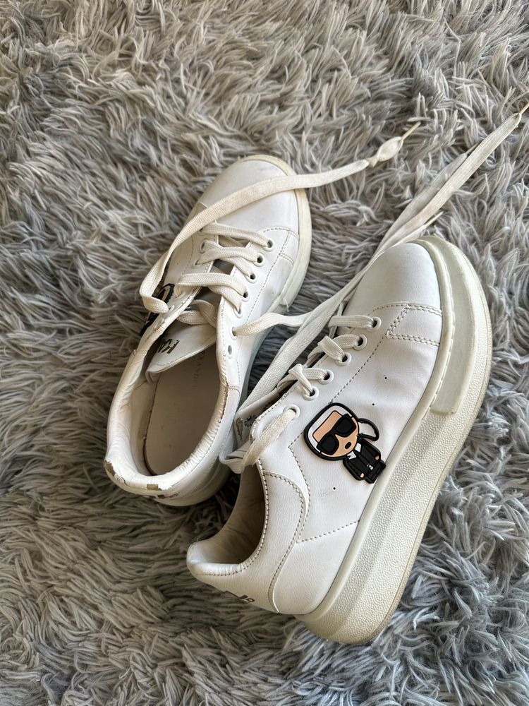Buty sneakersy Karl Lagerfeld 37