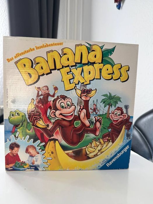 Весела сімейна гра від Ревенсбургер «Банановий Експрес».