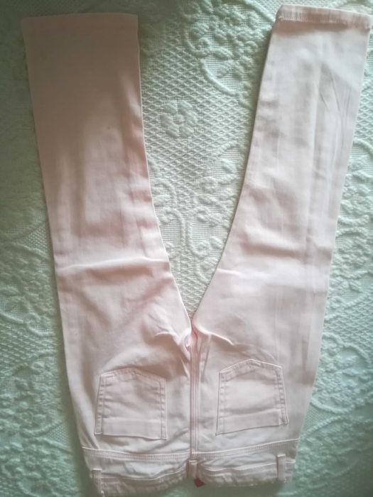 Calça em sarja/ganga para menina de 8 anos