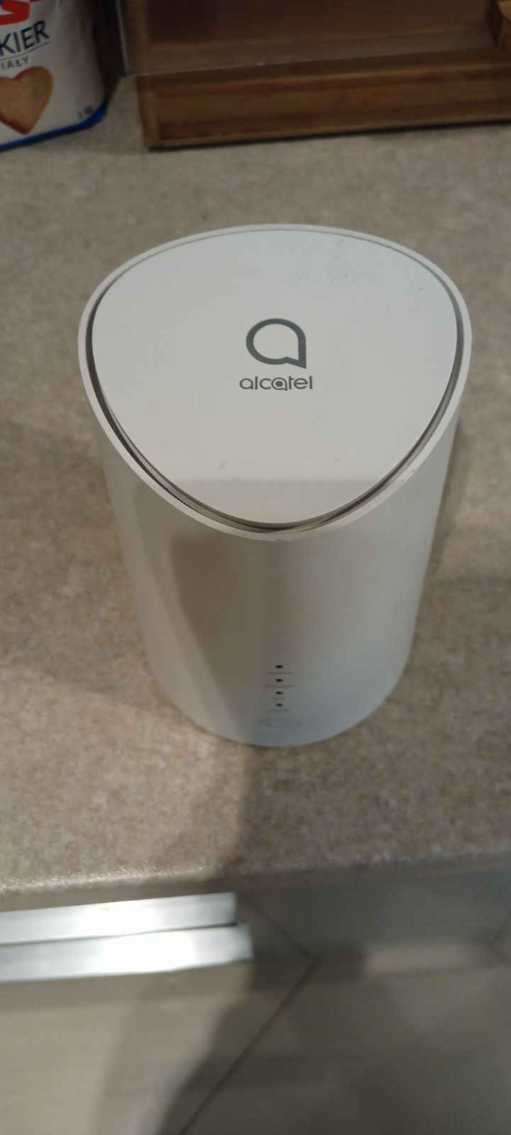 Router Alcatel  LTE