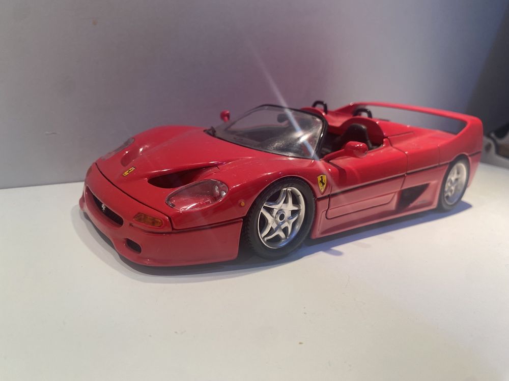 Carros miniaturas 1/24