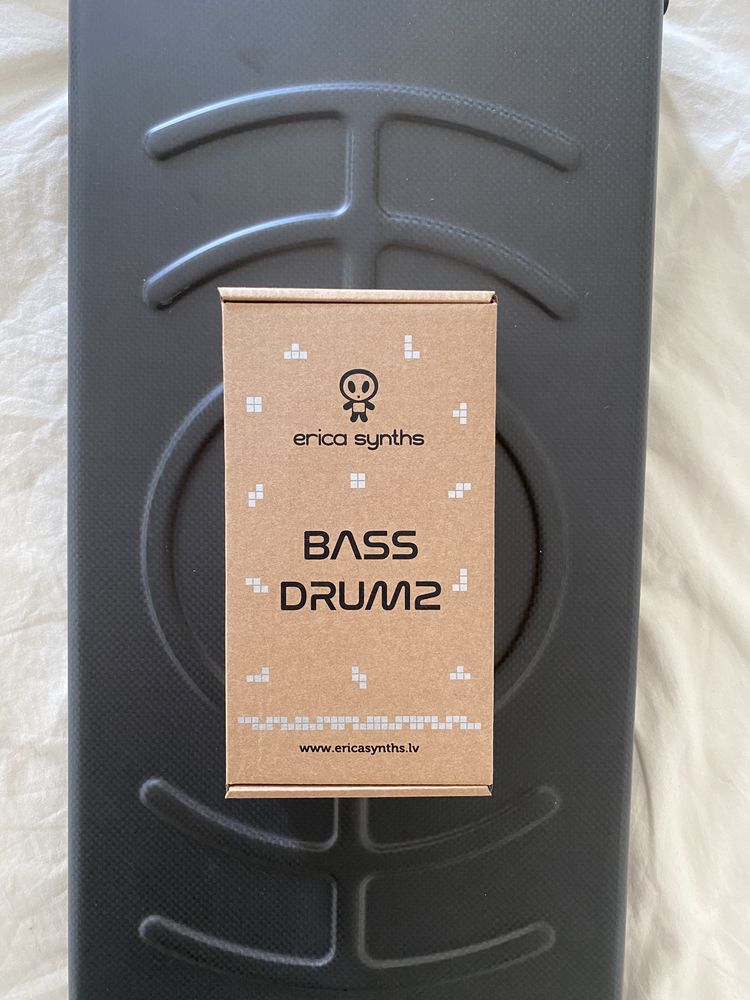 Продам Bass Drum 2 Erica Synth Eurorack module