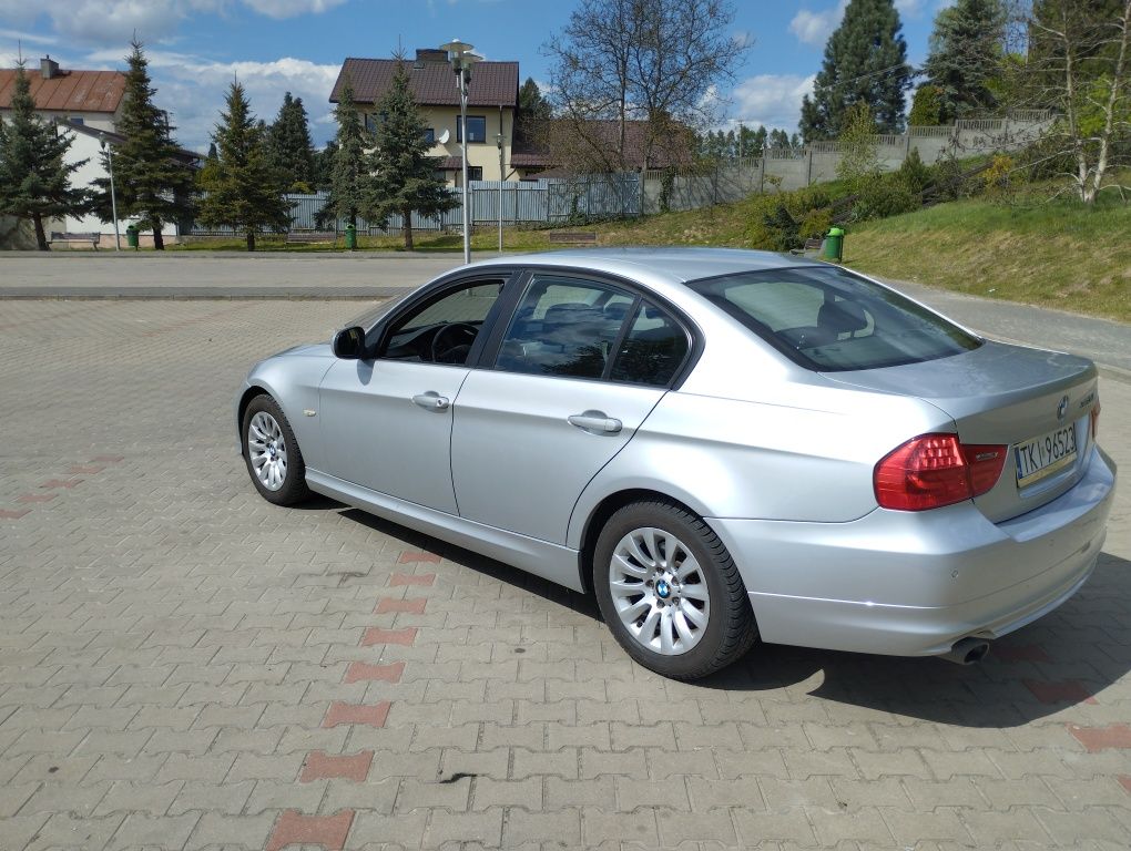 BMW E90 320 d 177 KM po lifcie, xenon.2009r