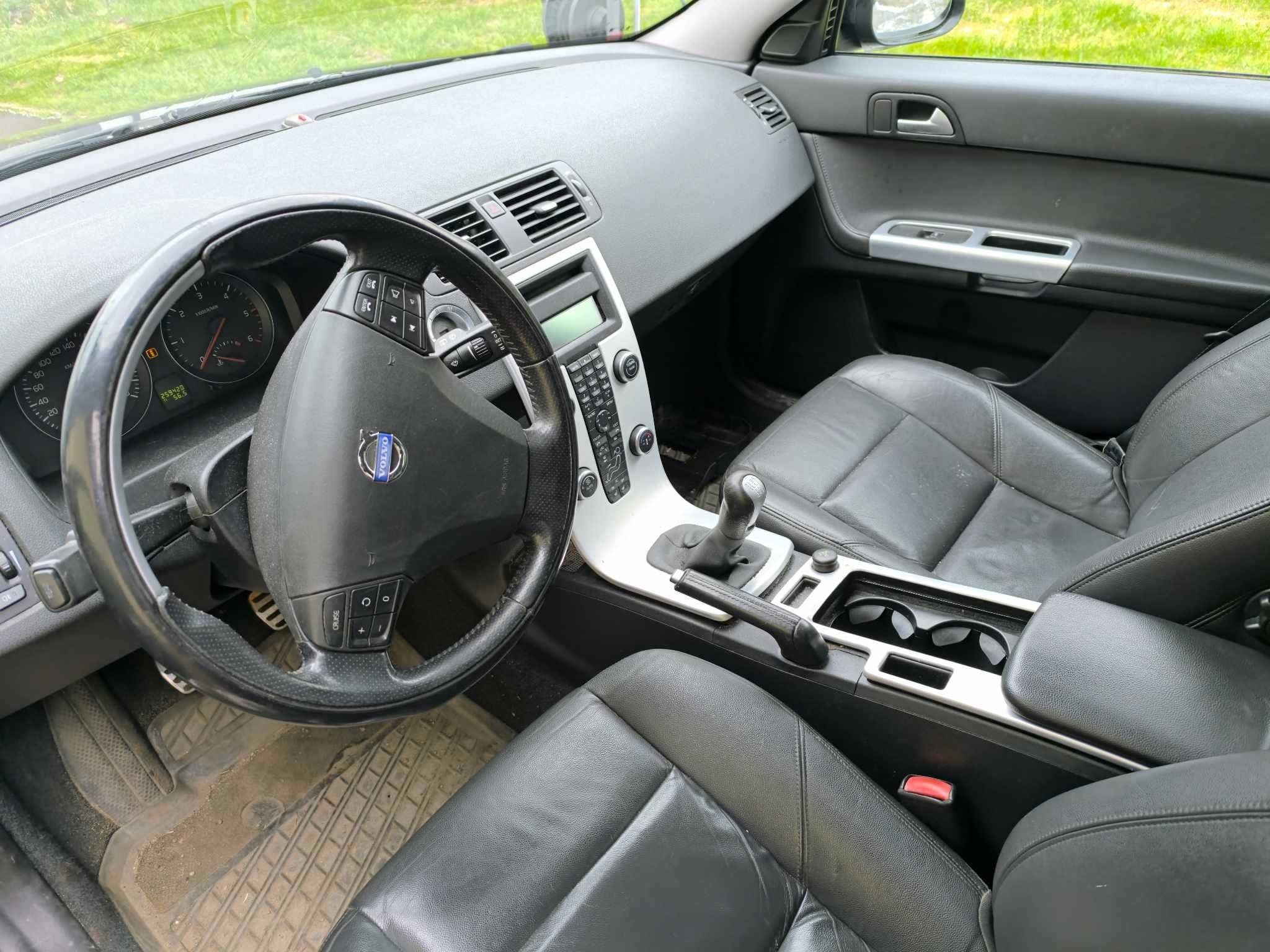 VOLVO V50 Xenon,Skóry, Webasto