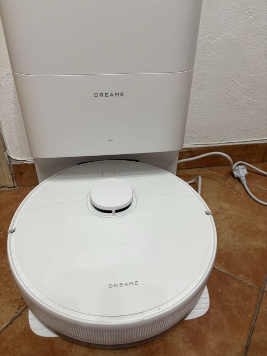 Aspirador robo com garantia. Novo