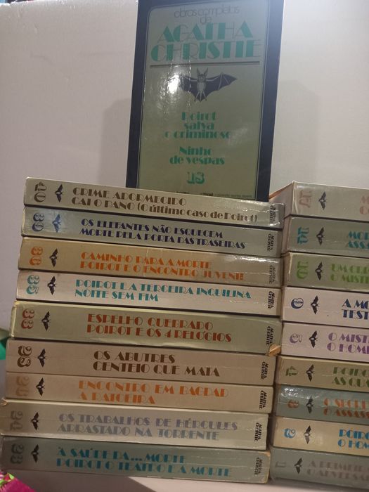 Livros Robin Cook, Agatha Christier
