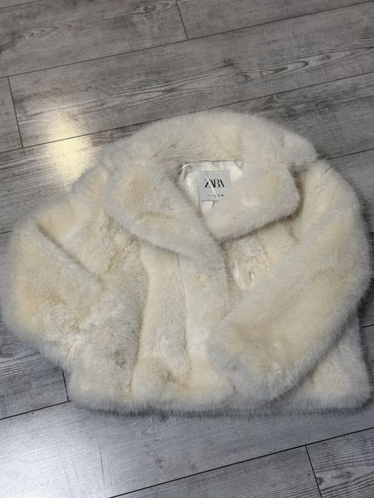 Шуба еко Zara біла S Нова