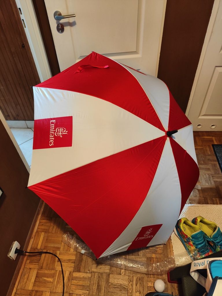 Parasol duzy przeciwdeszczowy i przeciwsłoneczny Emirates Airlines uni