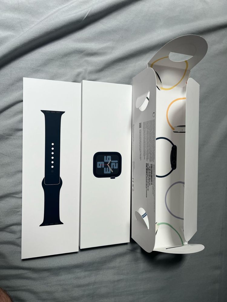 Apple Watch SE(Gen 2) 44m Midnight Al Mid SB