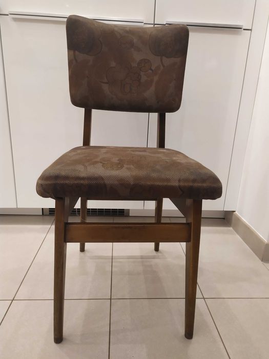 krzesło z czasów PRL