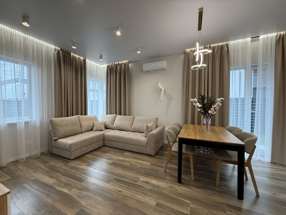 Чудовий варіант для особистого проживання. Таун, дуплекс з ремонтом