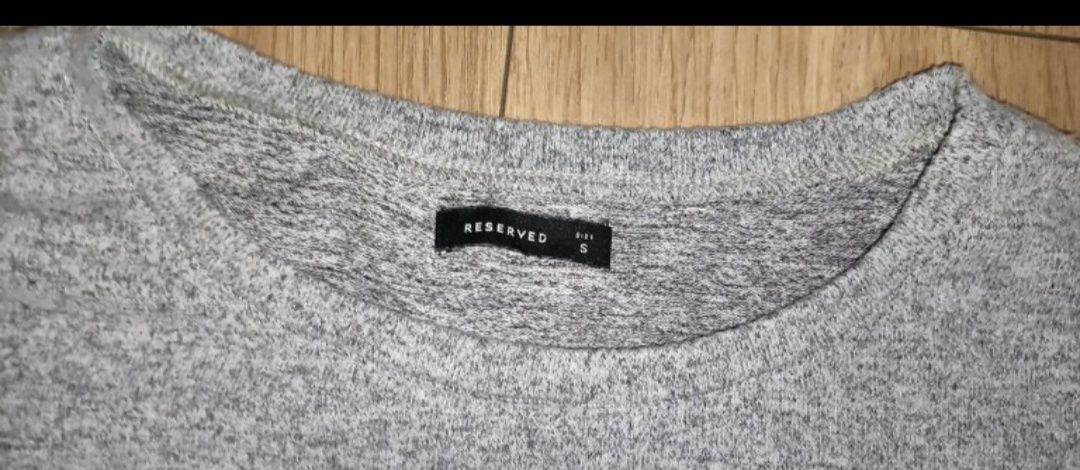Sweterek Reserved r. S