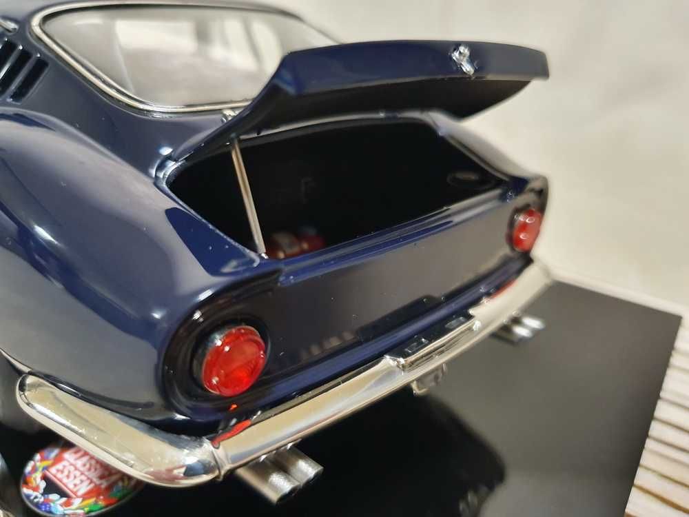 1 18 CMC Ferrari 275 GTB/C (Midnight Blue) 1966