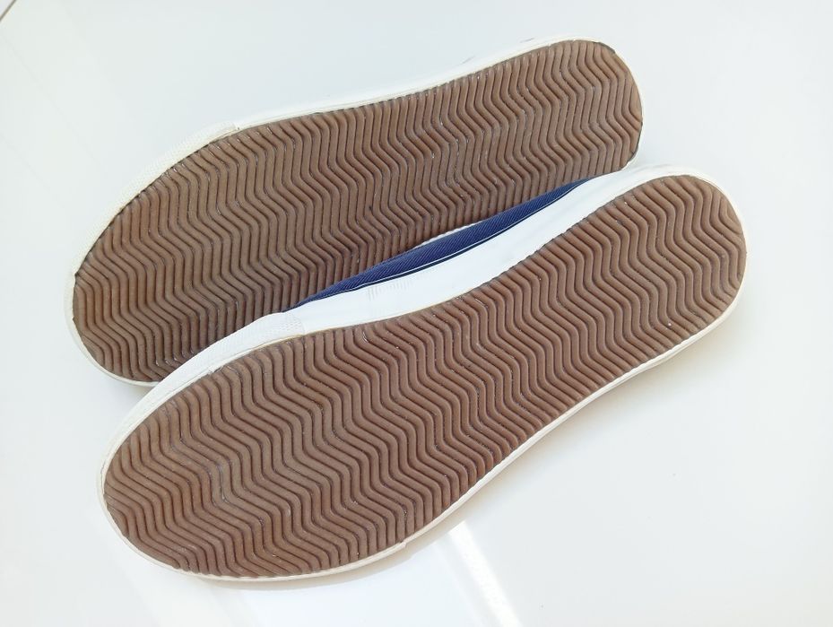 Tenisówki wsuwane marynarskie mokasyny r.35