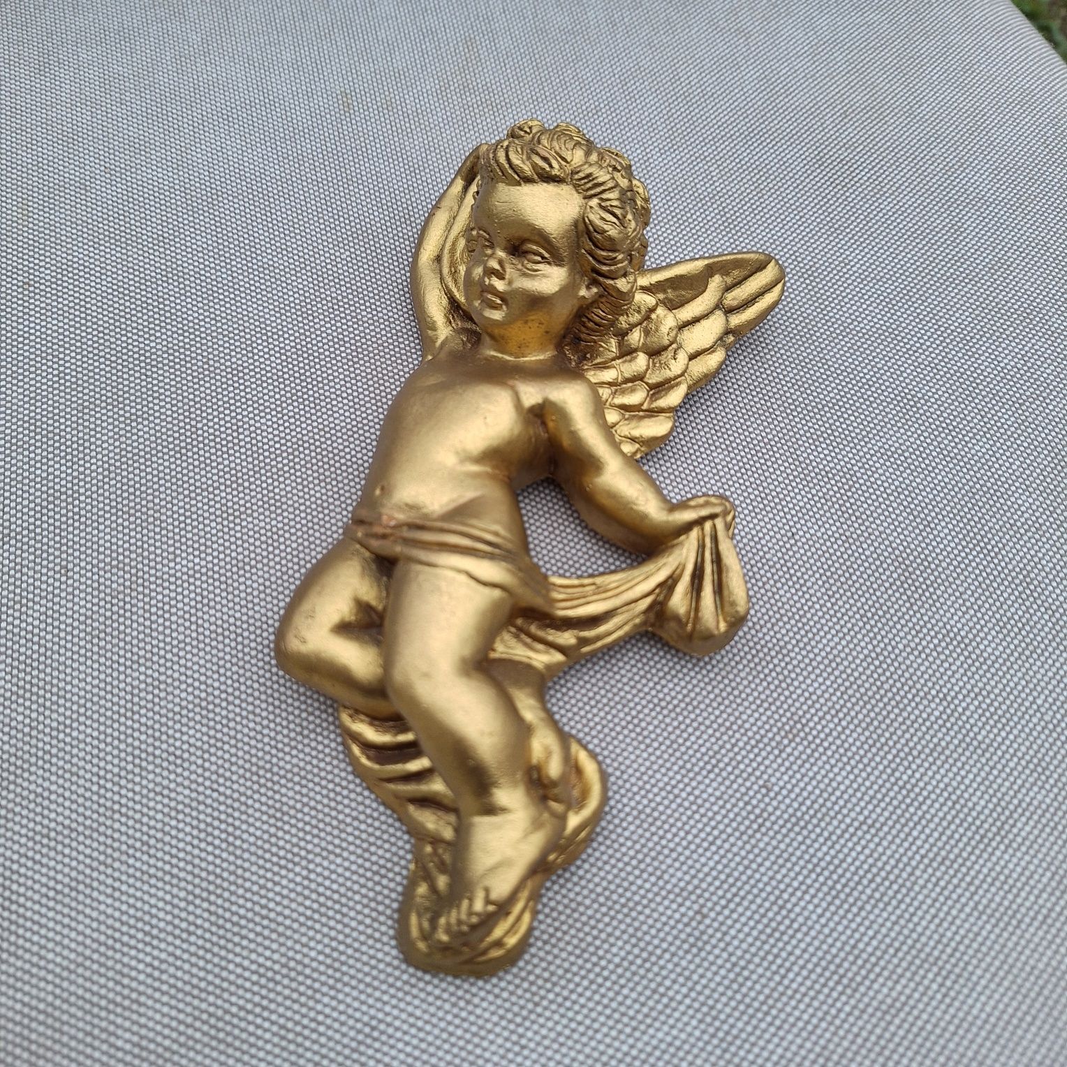 Ozdobiona zawieszka Aniołek
Długość 19,5cm 
Szerokość 9cm