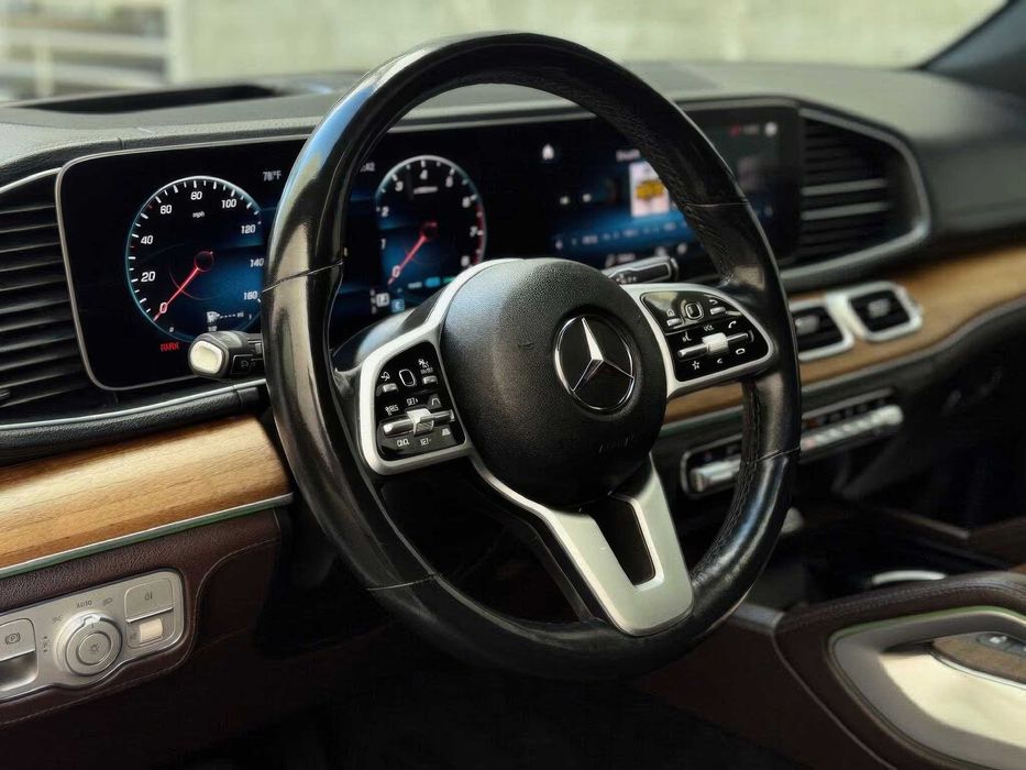 Mercedes-Benz GLS 450 4MATIC      2021