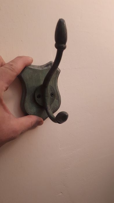 Вішалки для одягу