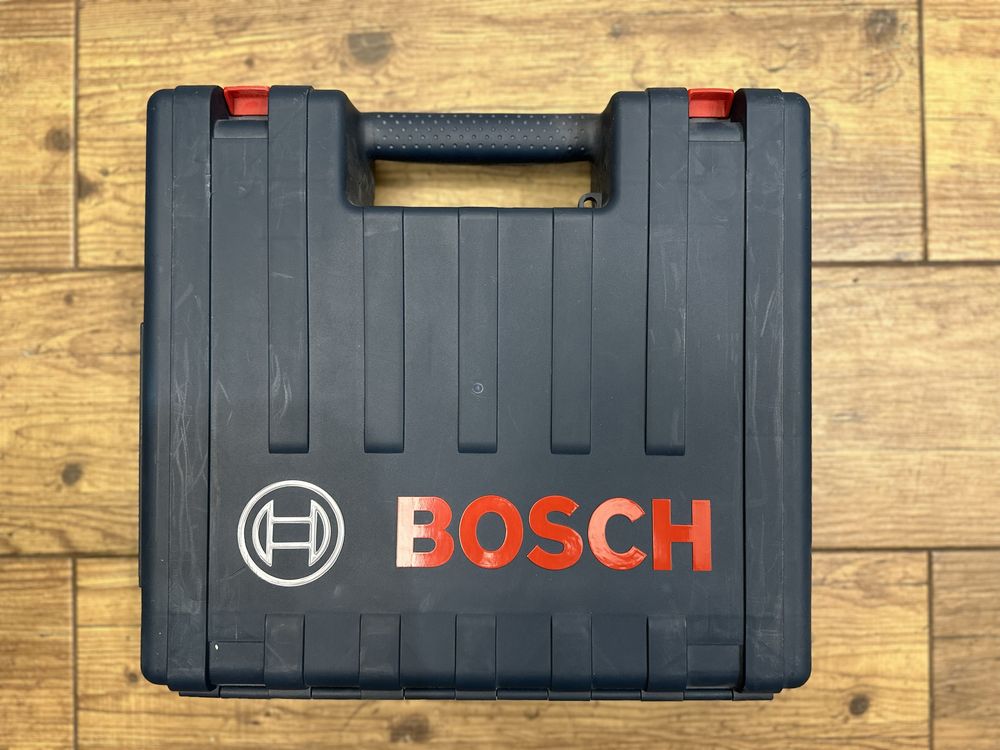 Młotowiertarka, młot udarowy BOSCH GBH240 + walizka