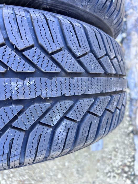 4xopona zimowa SEMPERIT w rozmiarze 205/60 R16