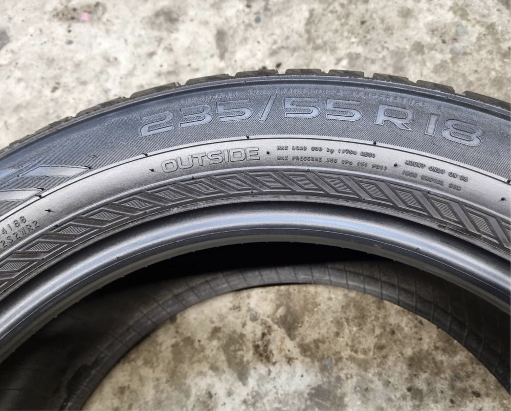 Шиши Nokian Hakka Blue 2 235/55 R18 пара