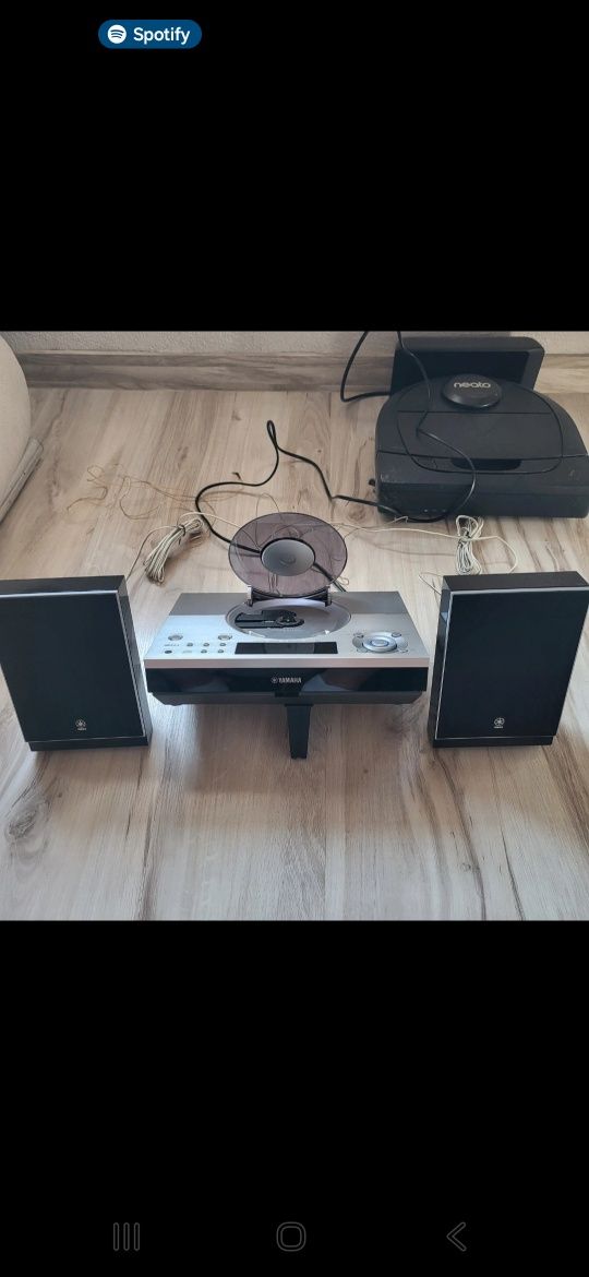 Yamaha CRX-TS20 + głośniki NX-TS10 + pilot
