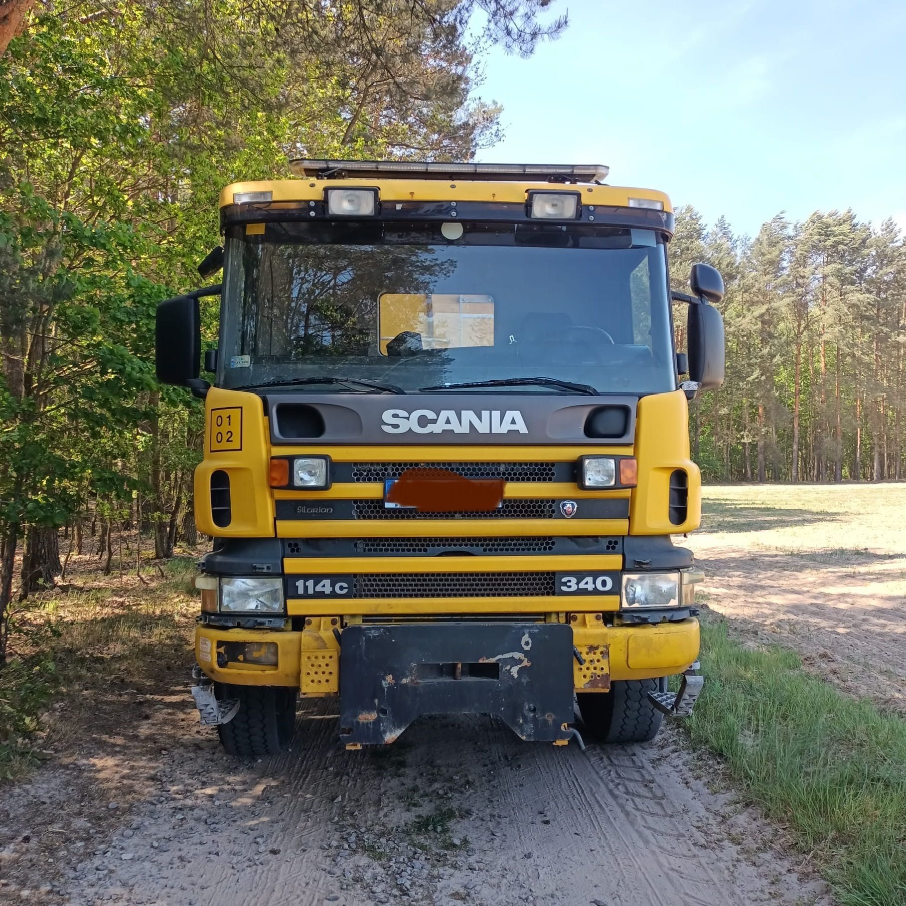 SCANIA 114C napęd 6x6 z solarką SCHMITD specjalny zarejestr. 110tys.km