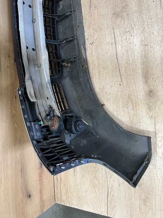 Zderzak przedni Audi A6 C5 Lift kolor ly9x