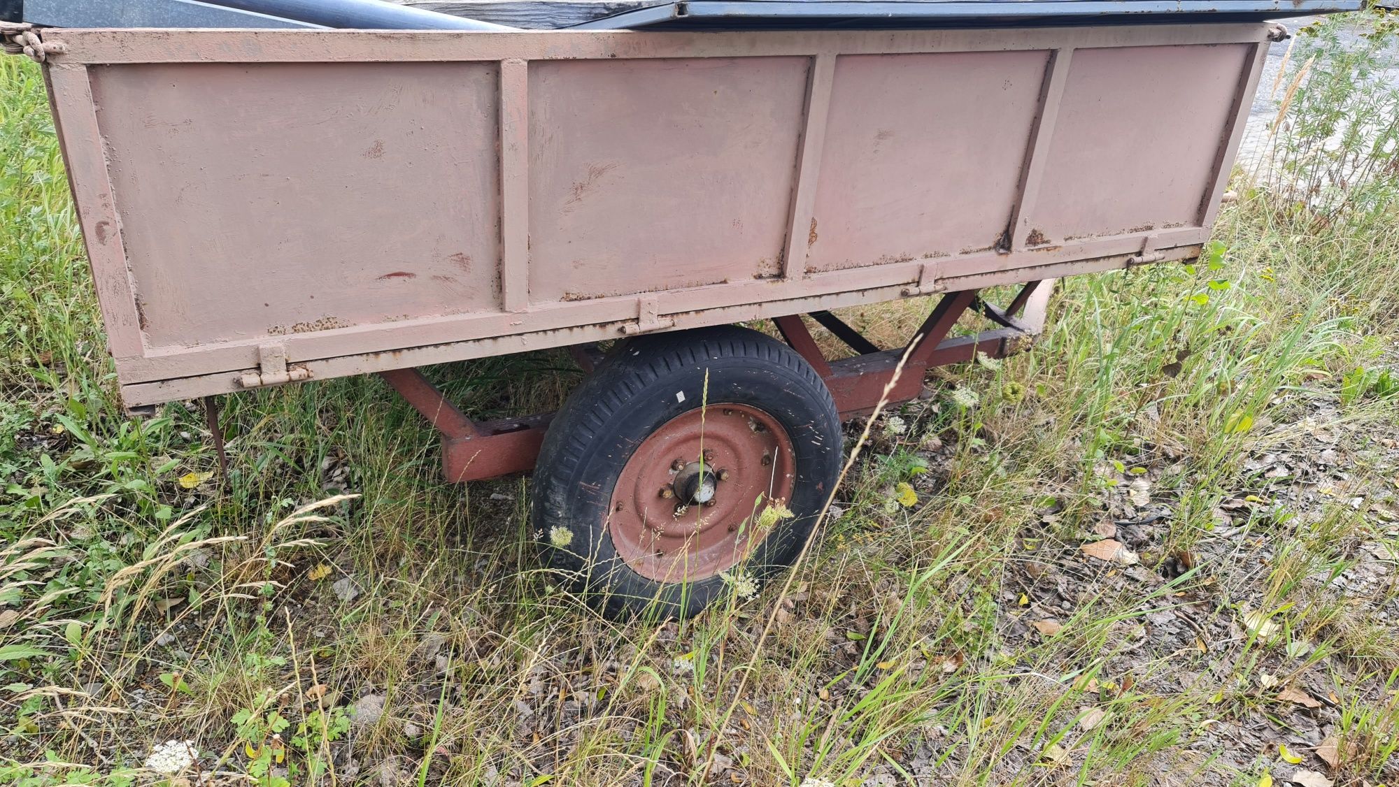 Sprzedam przyczepę dwukółkę