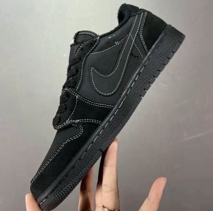 42-43 Nike Air Jordan 1 Retro Low OG SP Travis Scott Black Phantom