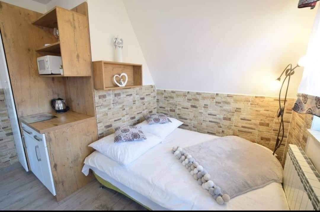 Wolne miejsca 300 m od Dworca Pokoje w centrum