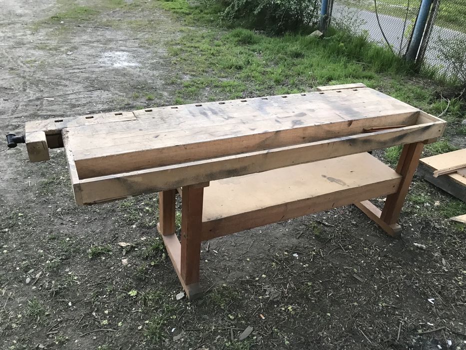 Верстак столярный