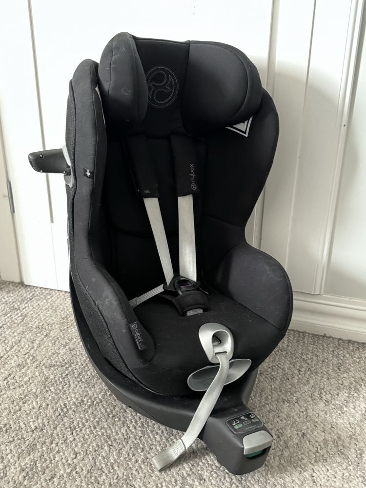 Komplet fotelik Cybex Sirona Z2 + nosidło Cybex + baza 360