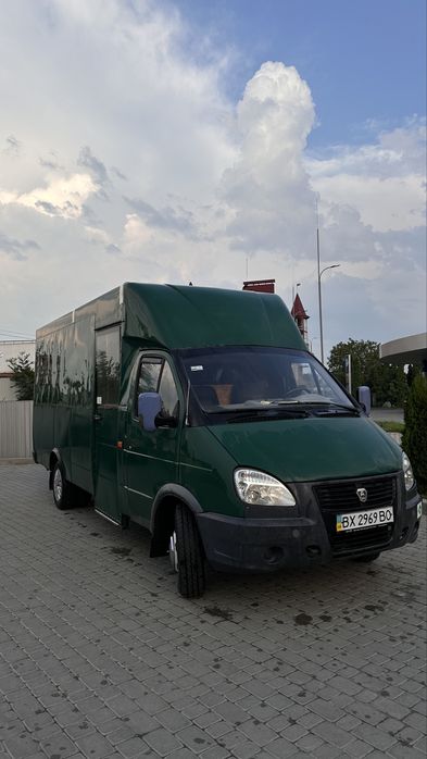 Вантажні перевезення / Бус 18 м³ / Переїзди / Доставка