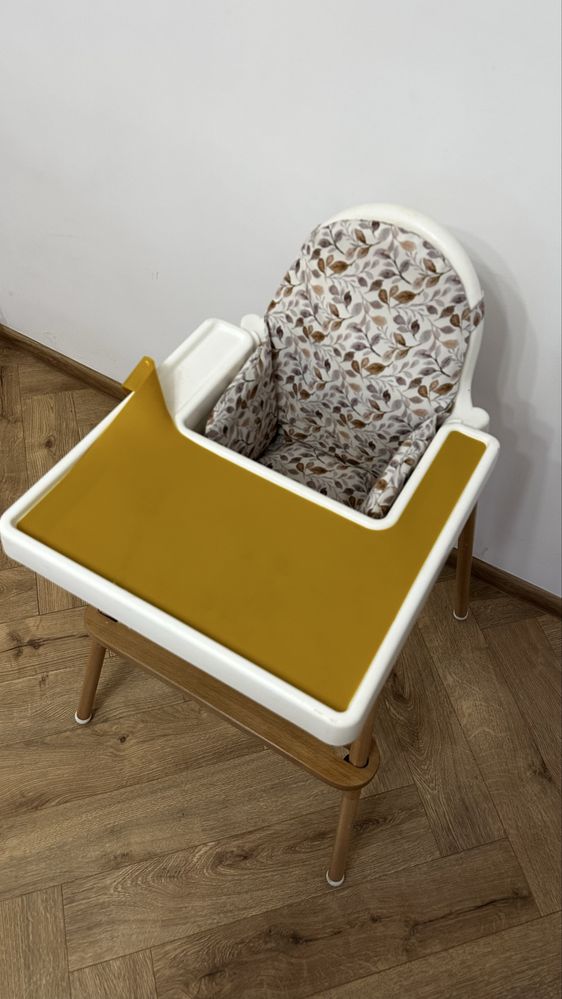 Krzesełko do karmienia Ikea z dodatkami