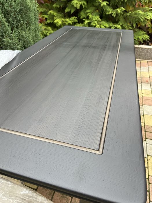 Шикарный деверянный стол