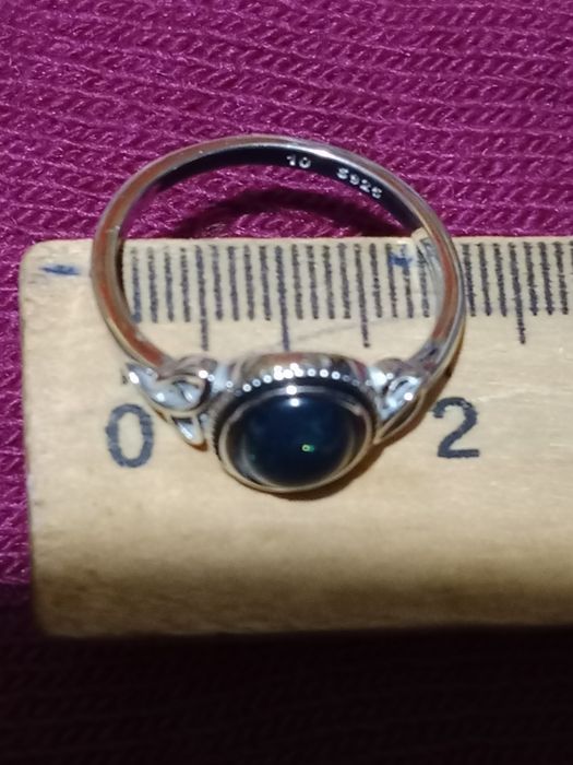 Каблучка срібло з зеленим каменем