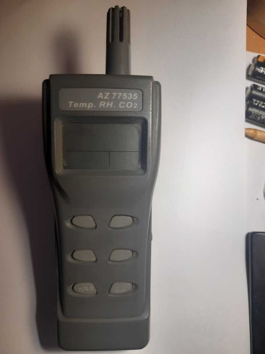 Портативний газовий аналізатор/термогігрометр (СО2, RH, Т) AZ77535