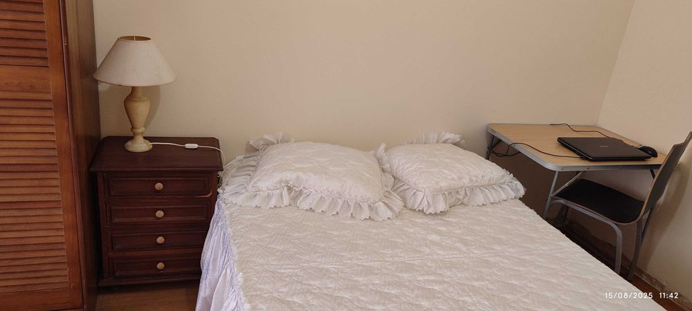 Quarto com renda acessível em Linda A Velha/Algés