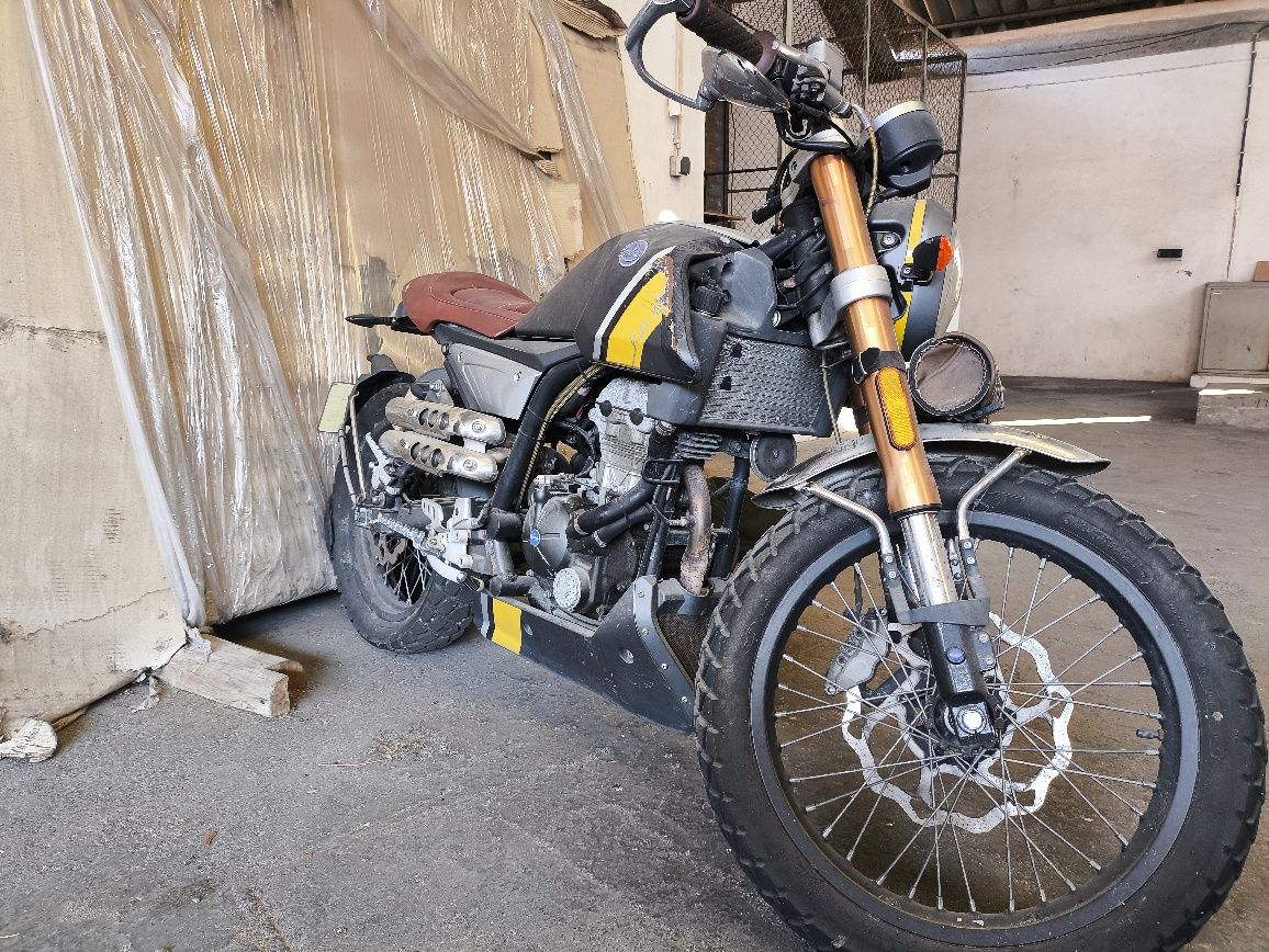 Moto Mondial 125 hps