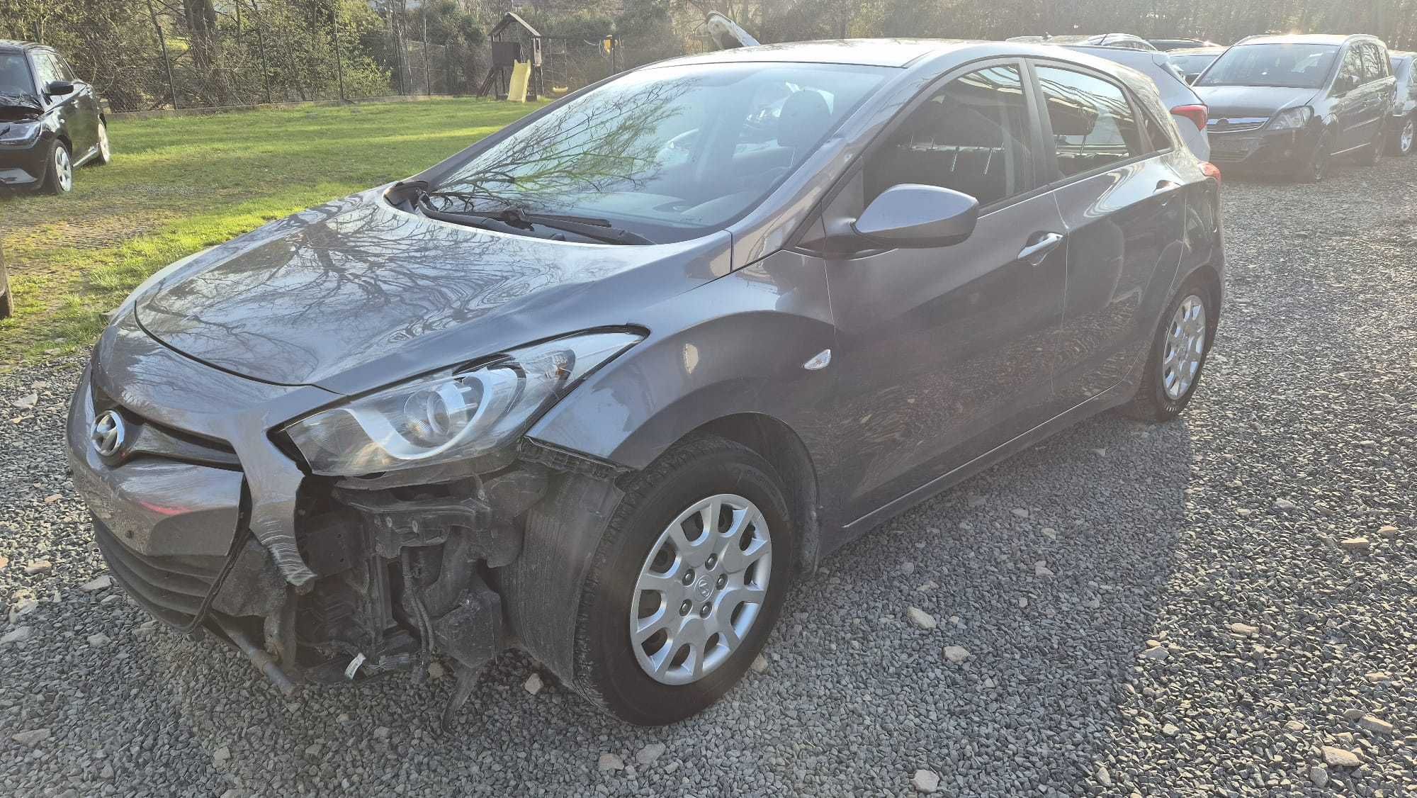 Hyundai I30 08/2014r, 1.4b, LEDY, Podgrzewane fotele