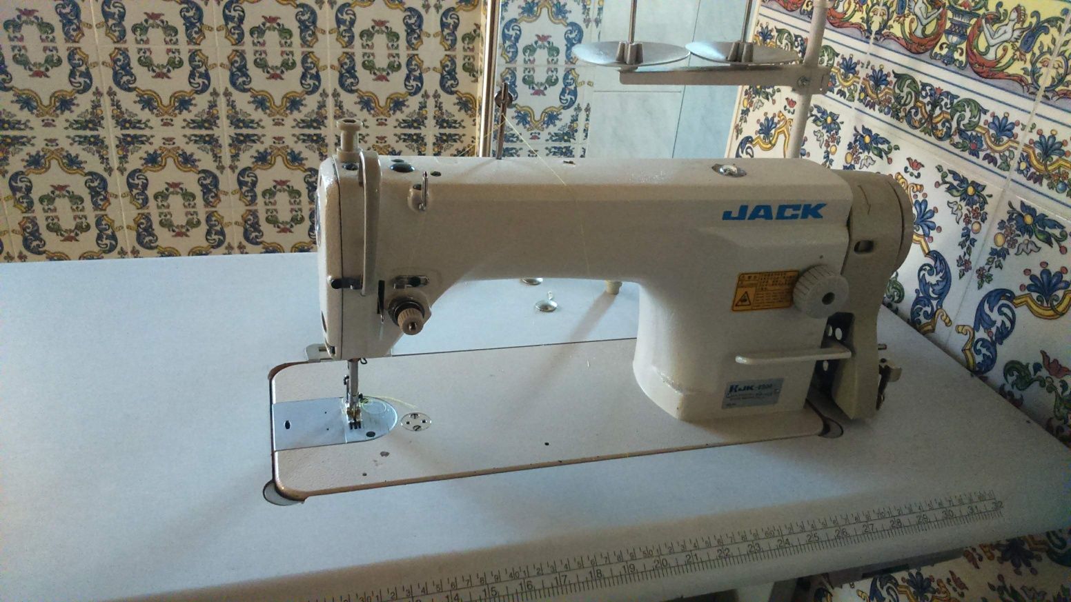 Maquina de costura industrial