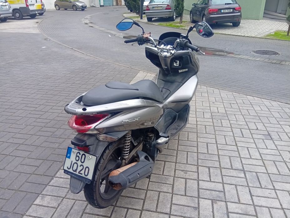 PCX ano 2011 gasolina