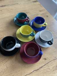 6 malych kolorowych filizanek na kawe kub herbate